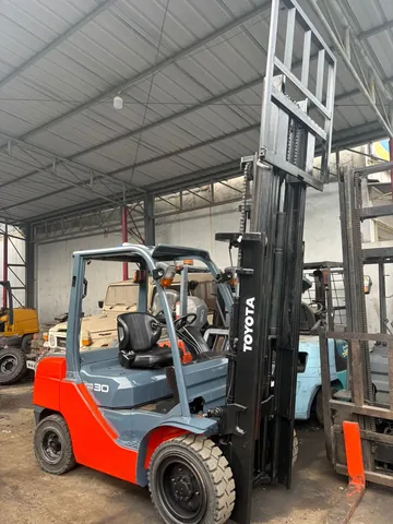 Forklift Toyota 8FD15 — foto galeri