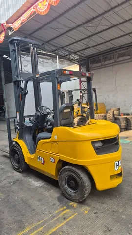 Forklift Caterpillar FD30 3 Ton Tahun 2022 Lift 5 Meter — foto galeri